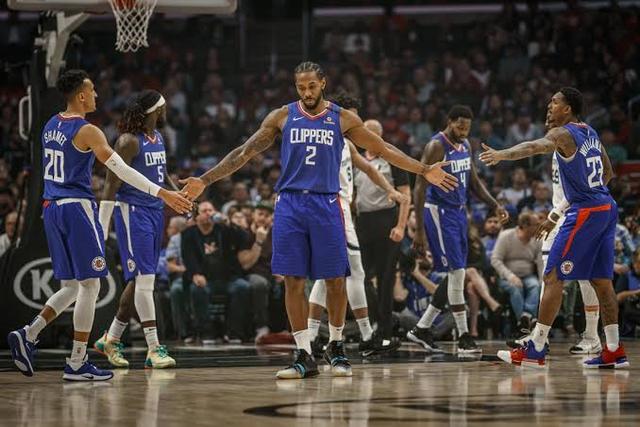 结合案例展 结合案例展