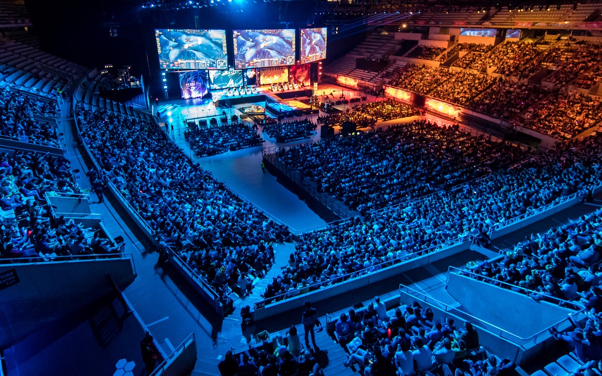 锁死对手强 锁死对手强